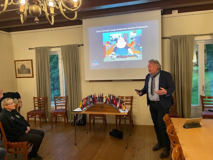 Medlemsmøte i september